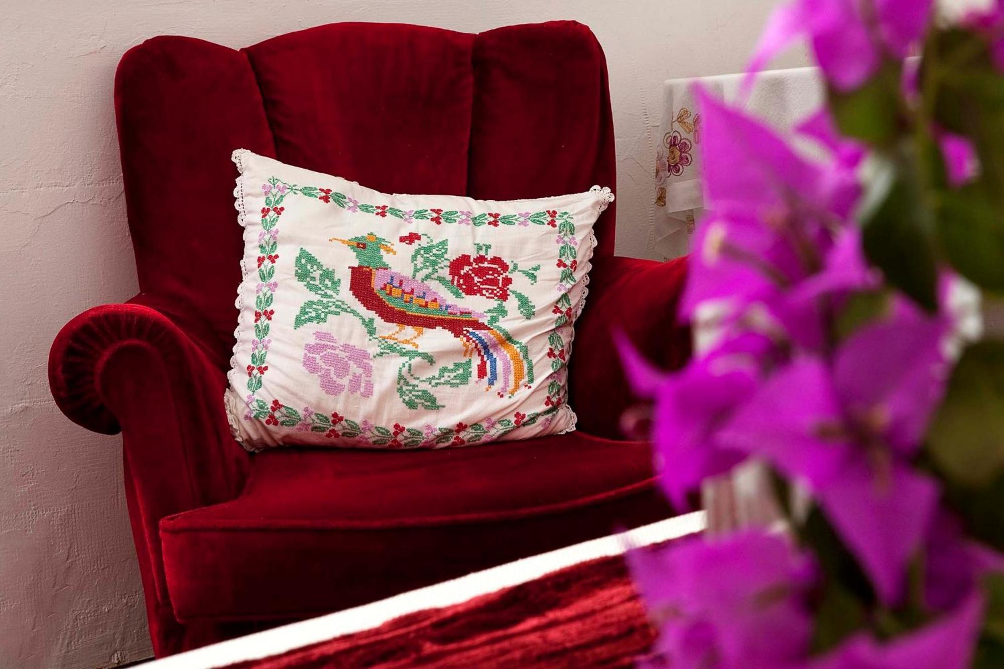 Moshinos Hotel Ayvalik Room photo